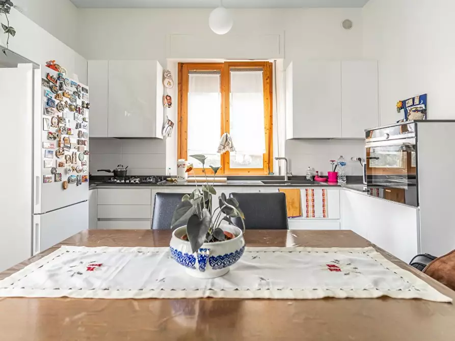 Immagine 12 di Villa in vendita  a Empoli