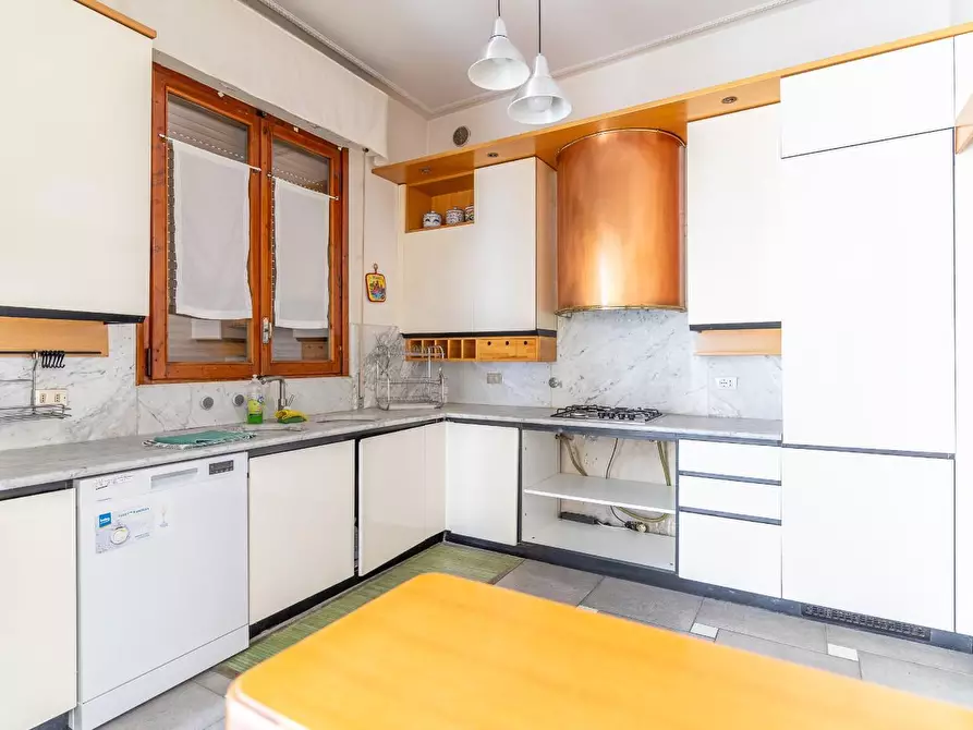 Immagine 42 di Villa in vendita  a Empoli