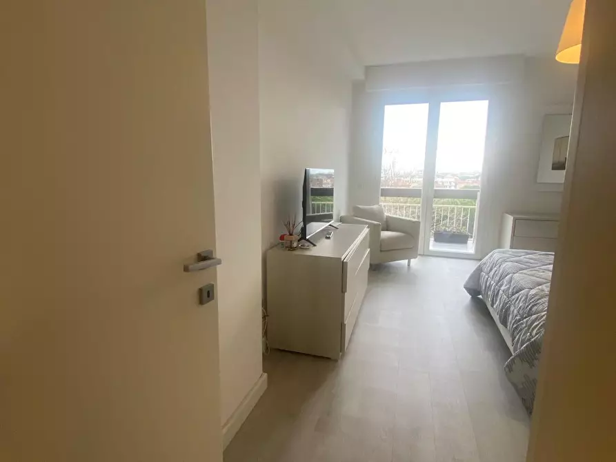 Immagine 3 di Appartamento in vendita  a Camaiore