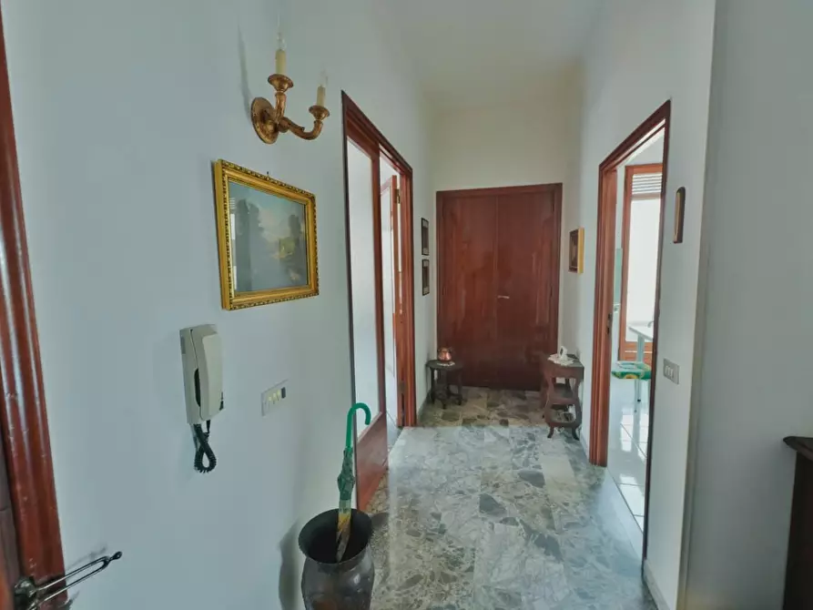 Immagine 9 di Appartamento in vendita  a Siena