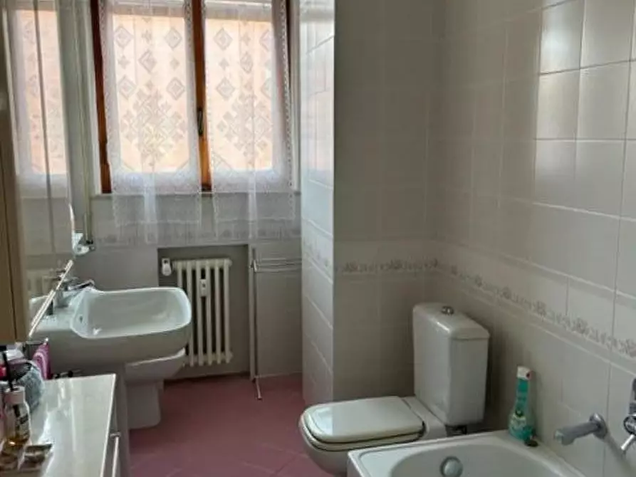 Immagine 5 di Appartamento in vendita  a Siena