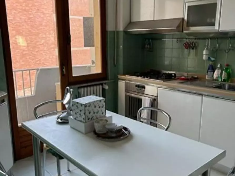 Immagine 3 di Appartamento in vendita  a Siena