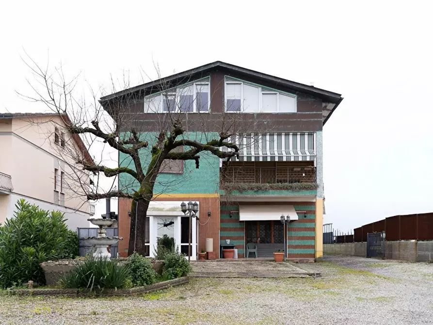 Immagine 13 di Casa indipendente in vendita  a Cerreto Guidi