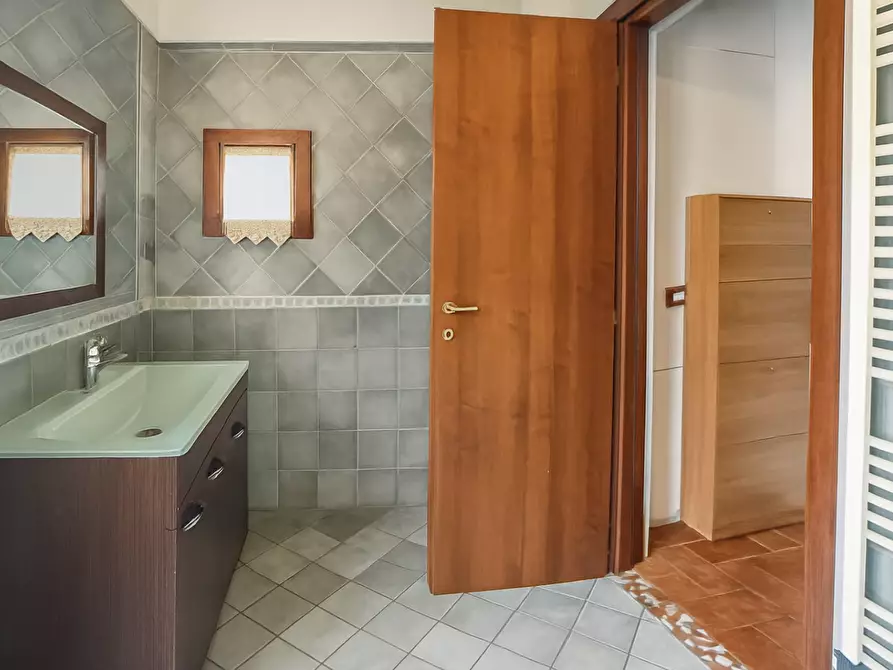 Immagine 12 di Appartamento in affitto  a Vicopisano