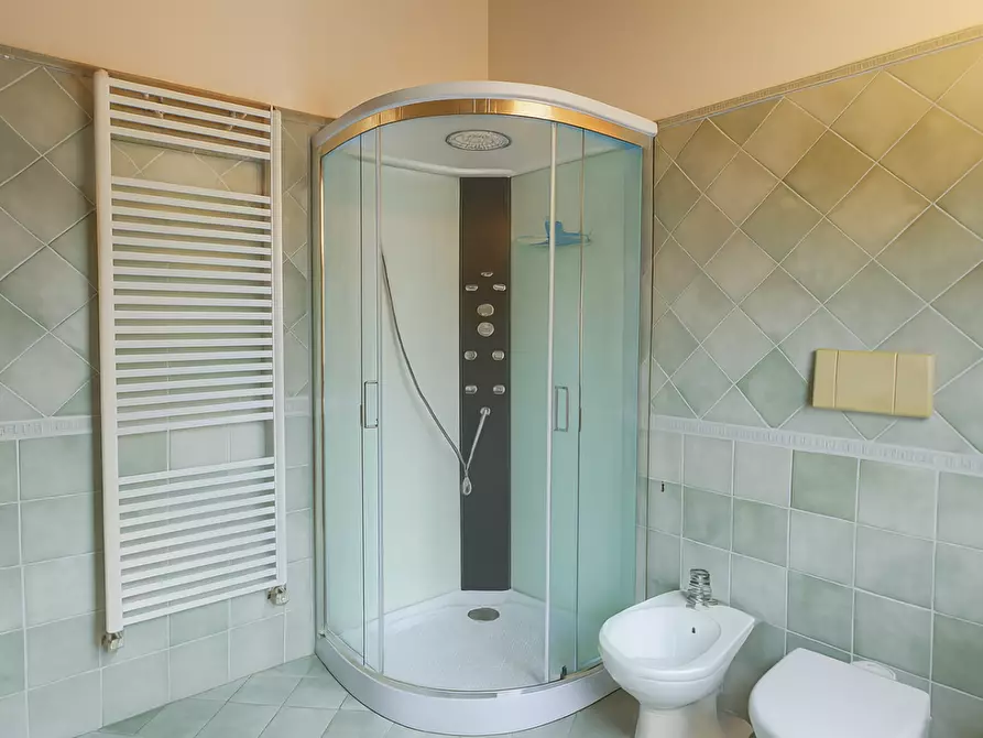 Immagine 11 di Appartamento in affitto  a Vicopisano