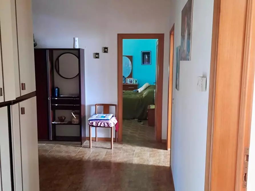 Immagine 10 di Villa in vendita  a Camaiore