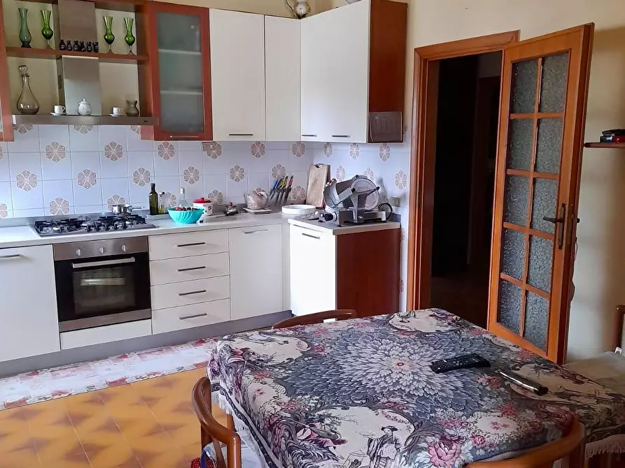 Immagine 8 di Villa in vendita  a Camaiore