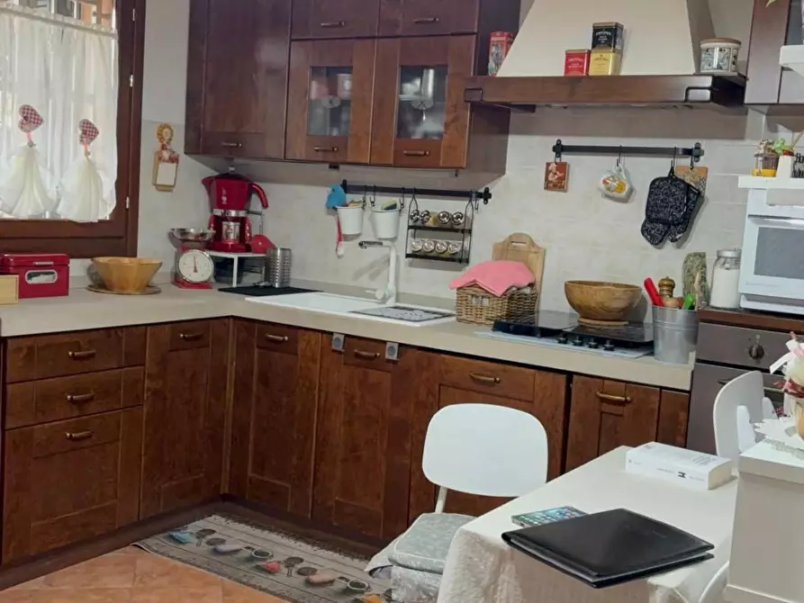 Immagine 26 di Appartamento in vendita  a Collesalvetti