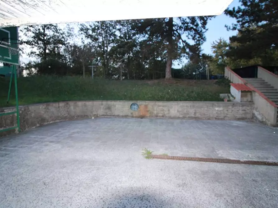 Immagine 19 di Villa in vendita  a Pontedera