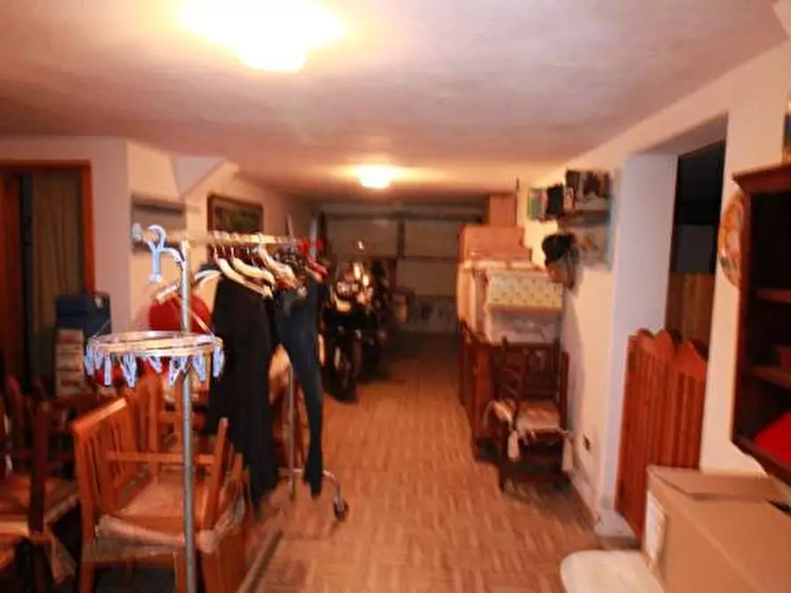 Immagine 13 di Villa in vendita  a Pontedera