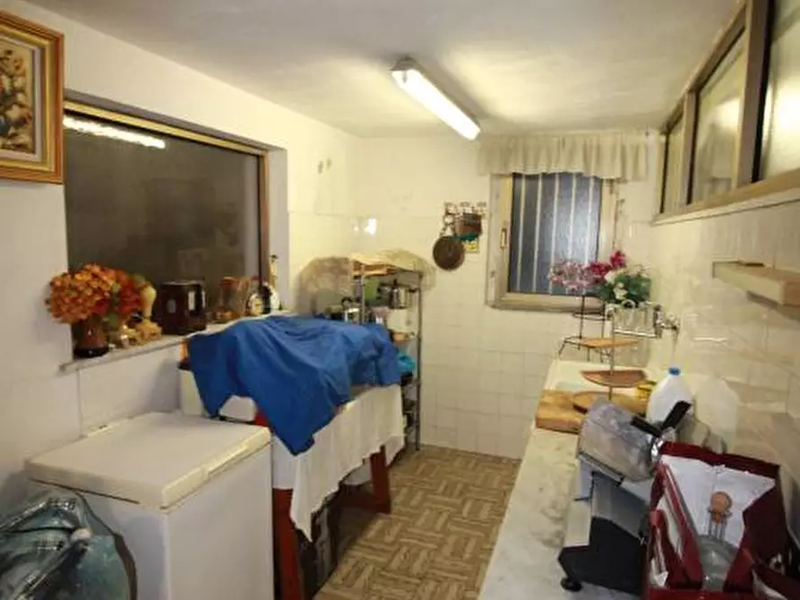 Immagine 20 di Villa in vendita  a Pontedera