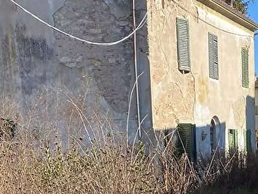 Immagine 1 di Villa in vendita  a Ponsacco
