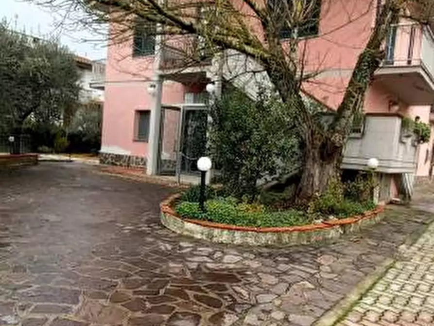 Immagine 24 di Villa in vendita  a Castelfranco Di Sotto