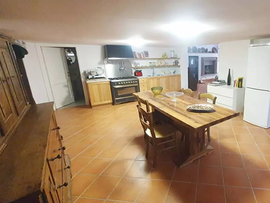 Immagine 37 di Villa in vendita  a Calcinaia