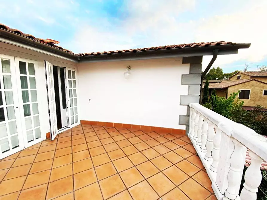 Immagine 30 di Villa in vendita  a Calcinaia