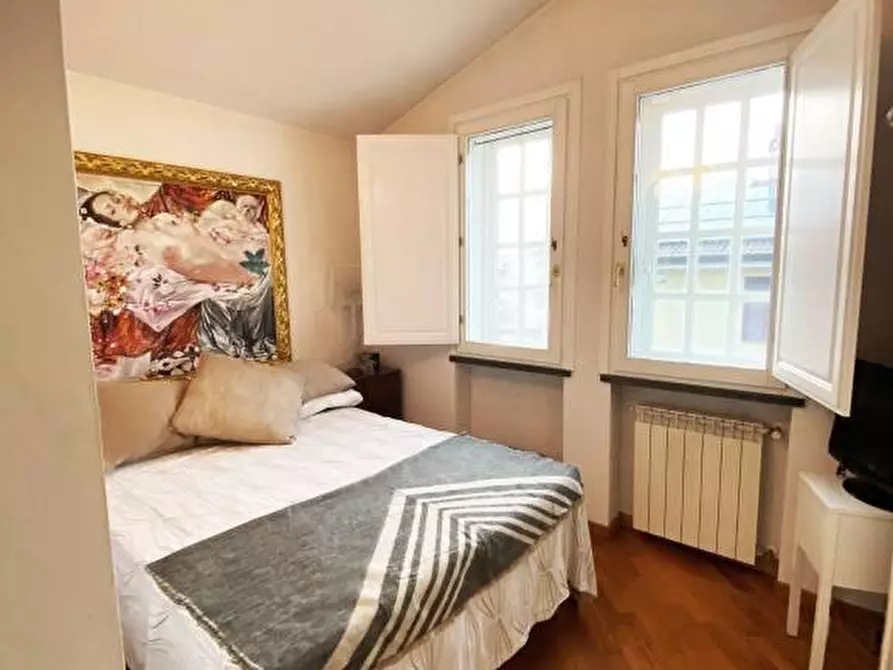 Immagine 34 di Villa in vendita  a Calcinaia