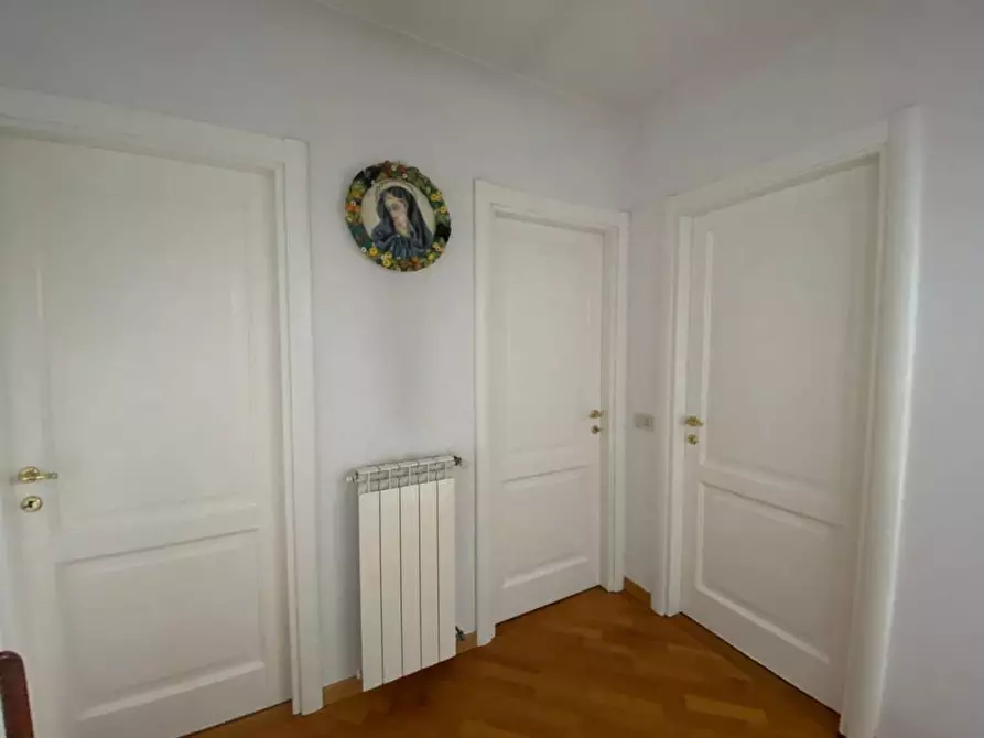 Immagine 19 di Villa in vendita  a Calcinaia