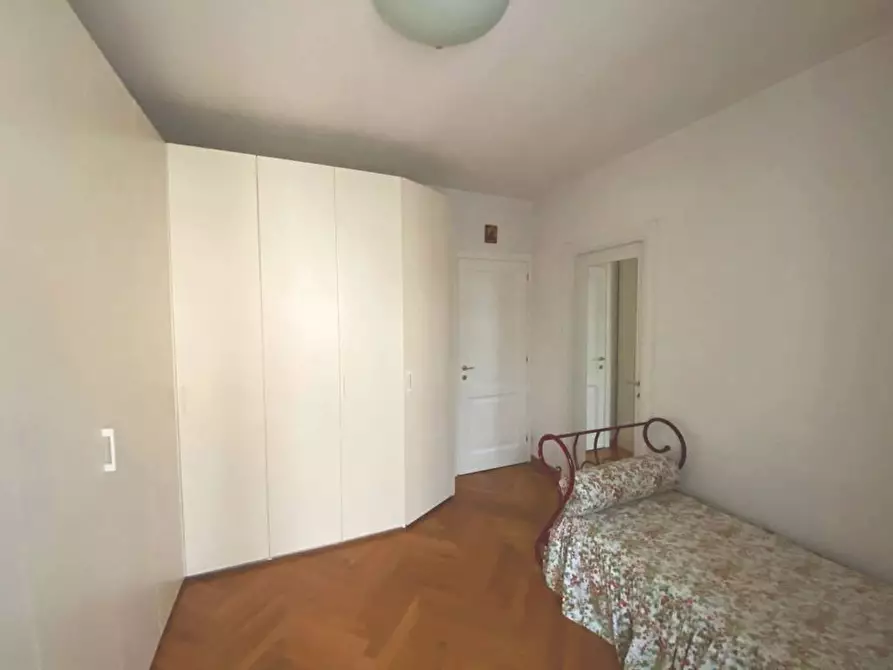 Immagine 23 di Villa in vendita  a Calcinaia