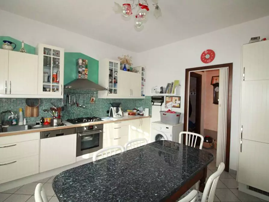 Immagine 11 di Villa in vendita  a Montopoli In Val D'arno