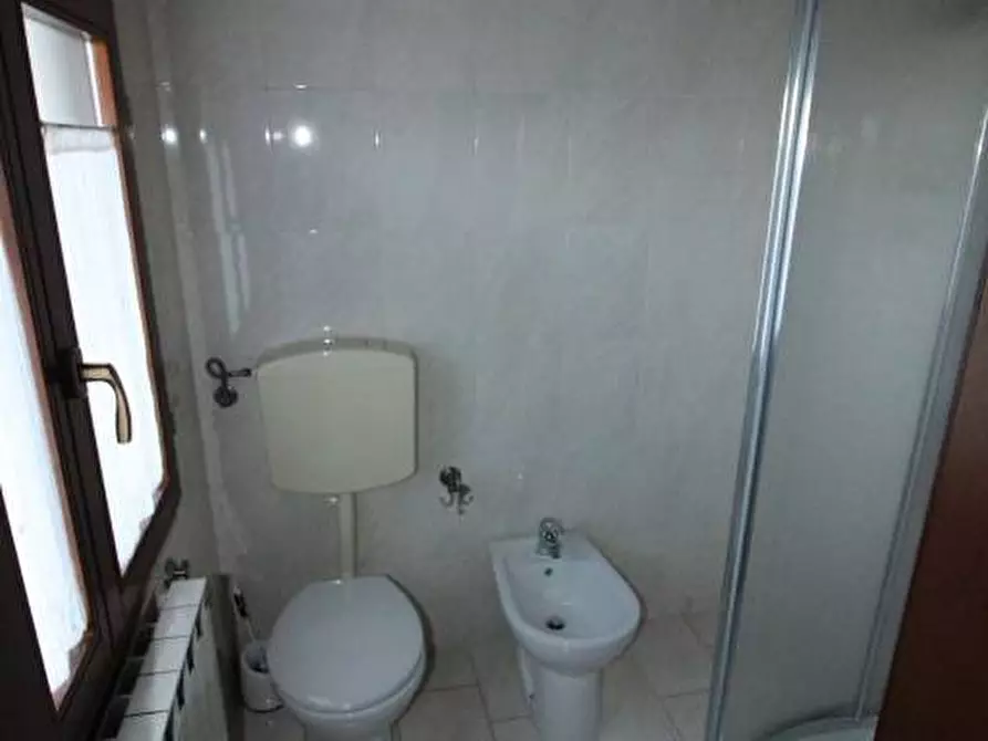 Immagine 18 di Villa in vendita  a Montopoli In Val D'arno