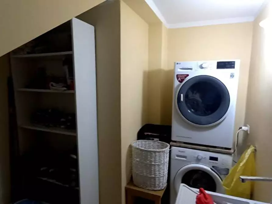 Immagine 33 di Villetta a schiera in vendita  a Crespina Lorenzana