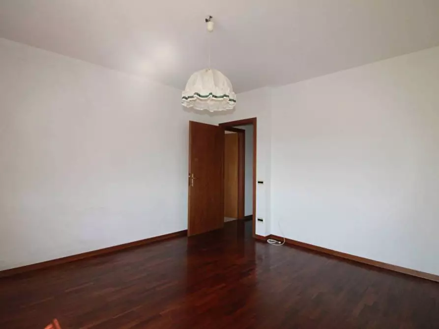 Immagine 12 di Appartamento in vendita  a Pontedera