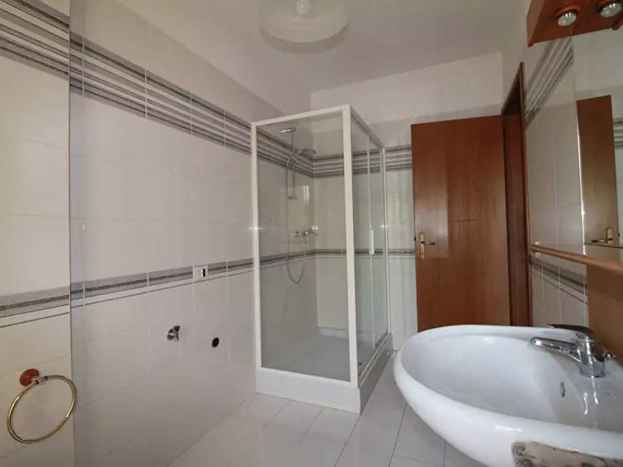 Immagine 20 di Appartamento in vendita  a Pontedera