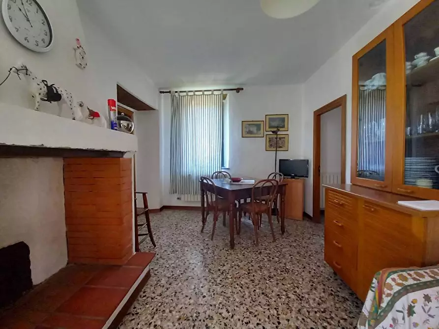 Immagine 6 di Appartamento in vendita  a Buti