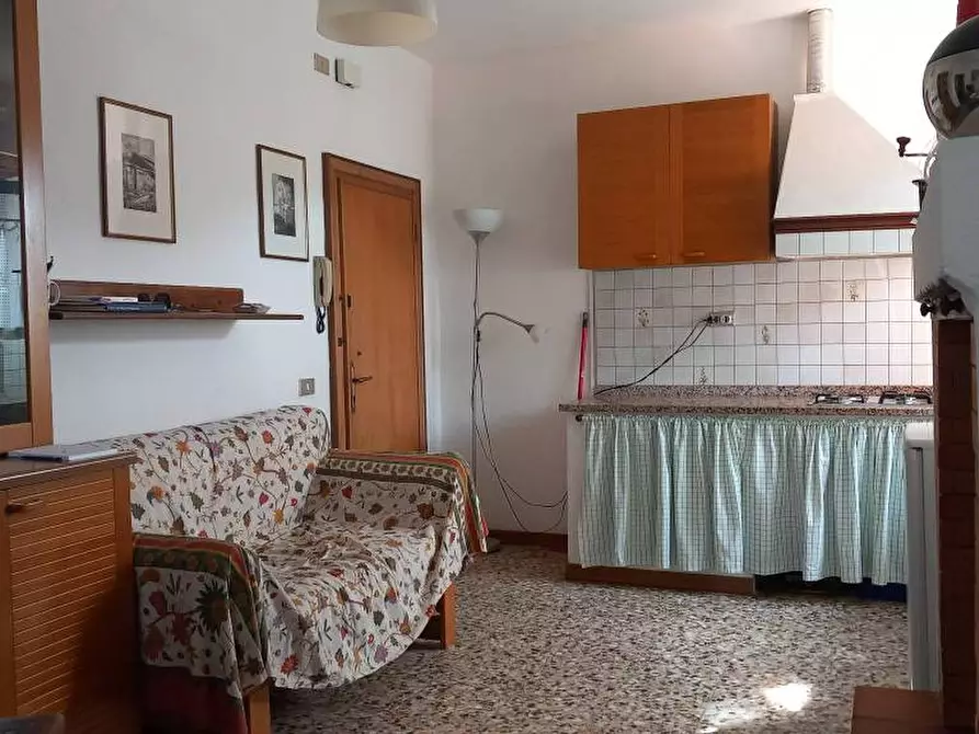 Immagine 3 di Appartamento in vendita  a Buti