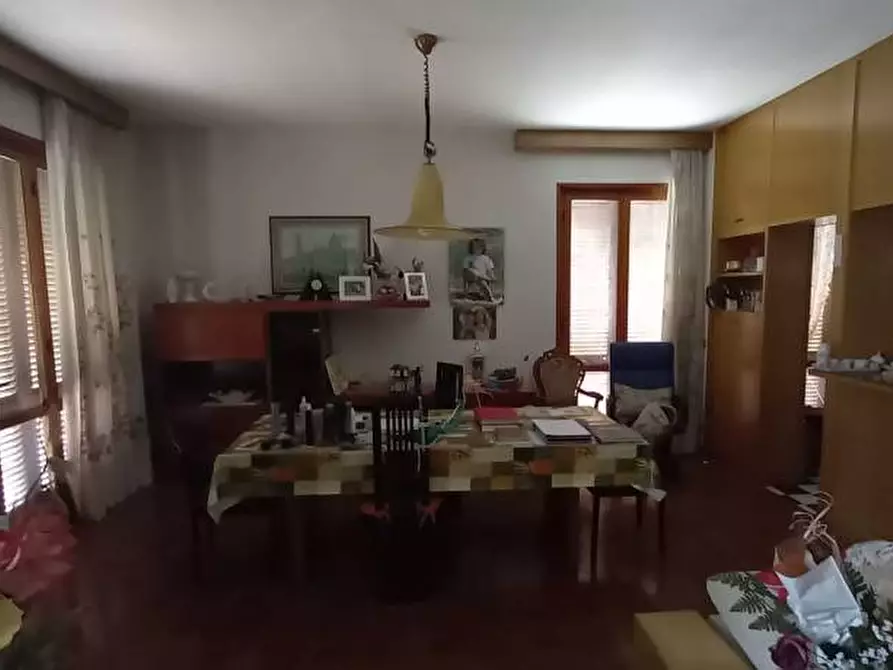 Immagine 4 di Villa in vendita  a Ponsacco