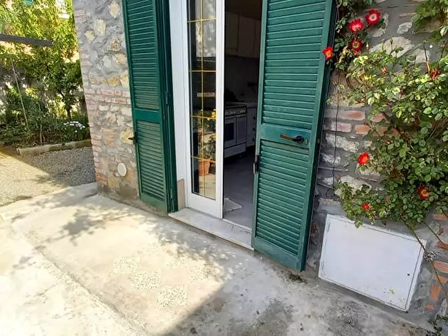 Immagine 20 di Villa in vendita  a Ponsacco