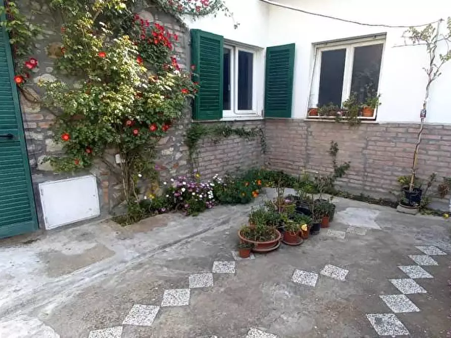 Immagine 24 di Villa in vendita  a Ponsacco