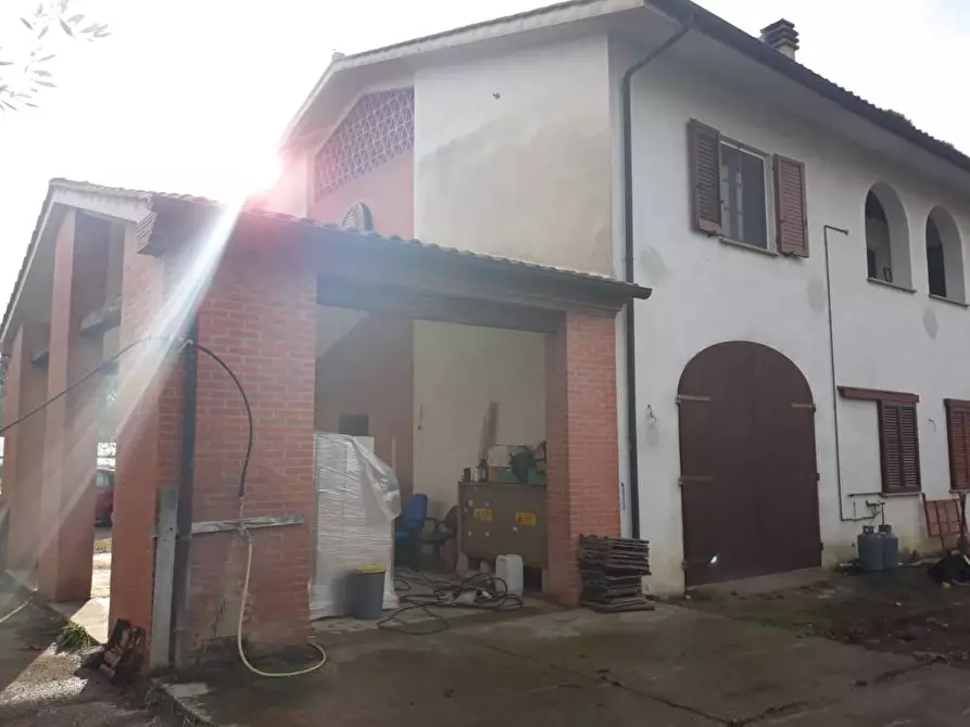 Immagine 21 di Rustico / casale in vendita  a Casciana Terme Lari