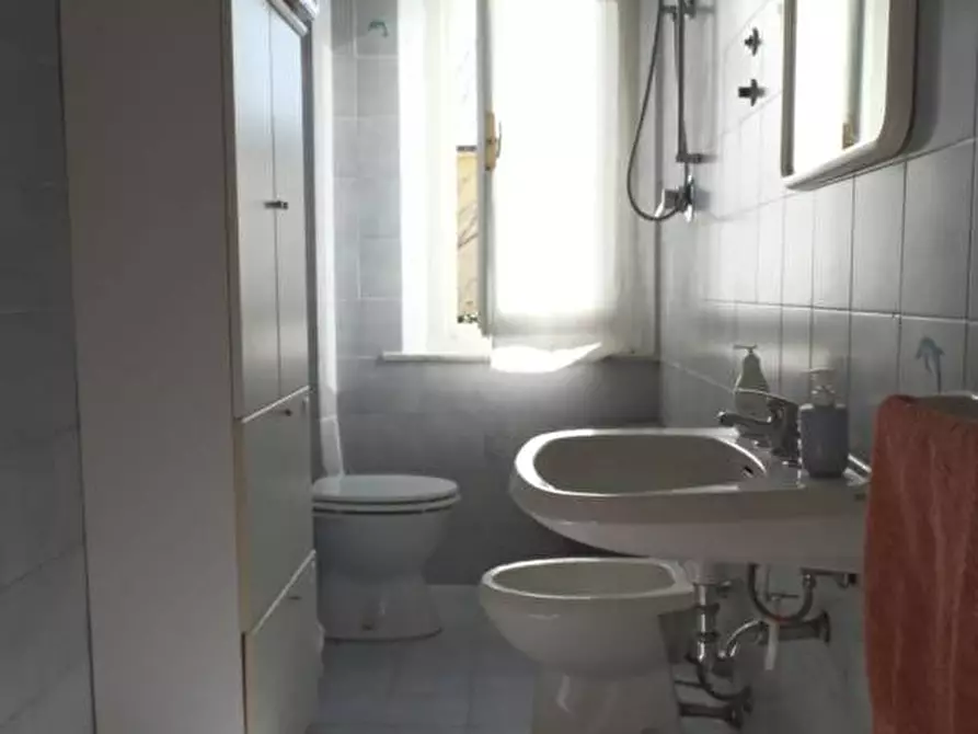 Immagine 19 di Casa indipendente in vendita  a Capraia E Limite