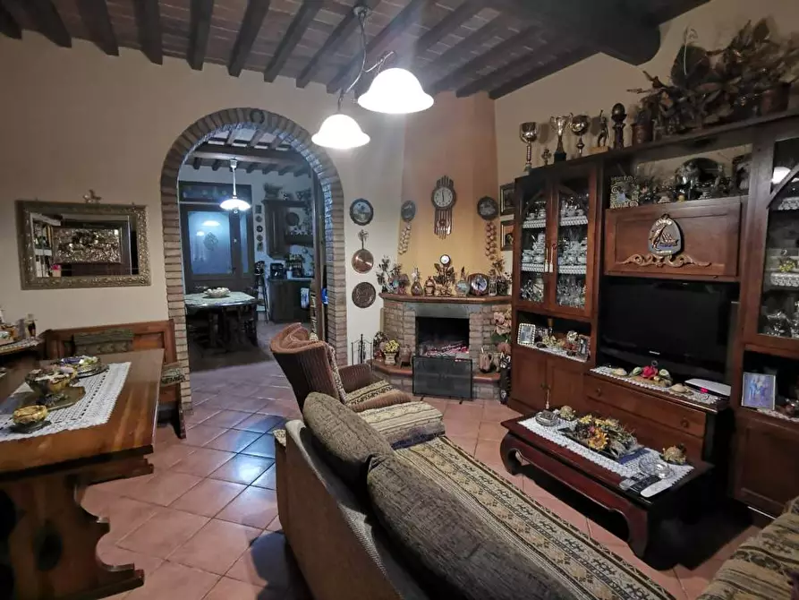 Immagine 1 di Casa indipendente in vendita  a Terricciola