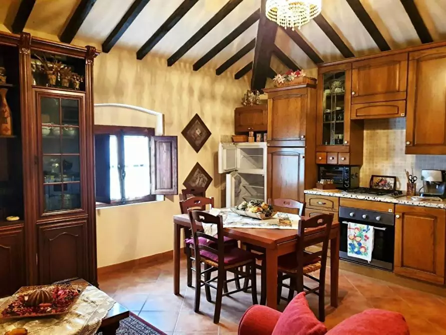 Immagine 13 di Casa indipendente in vendita  a Terricciola