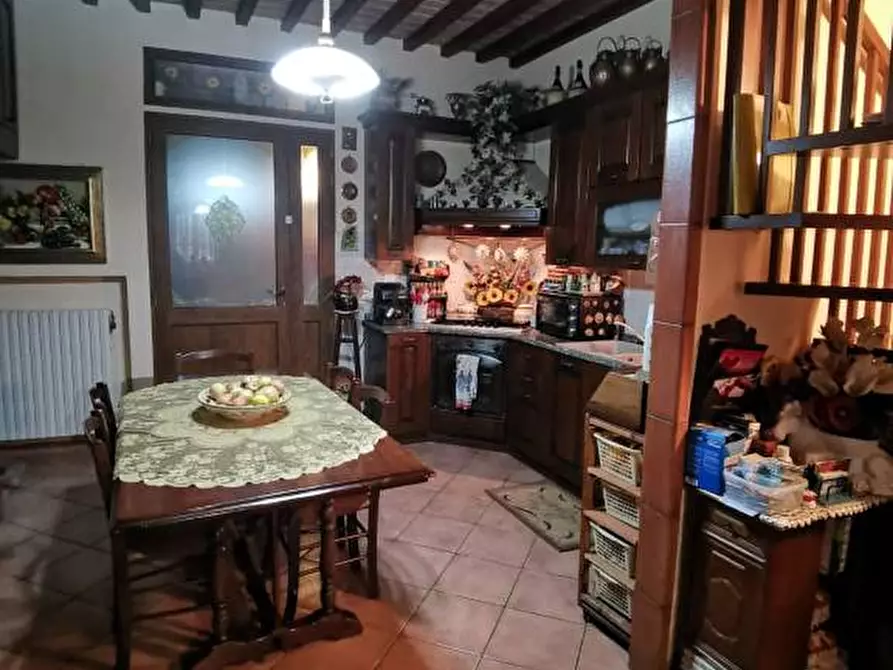 Immagine 4 di Casa indipendente in vendita  a Terricciola