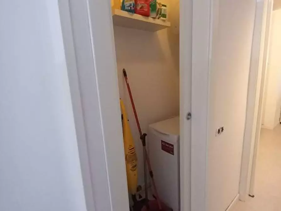 Immagine 9 di Ufficio in vendita  a Pisa