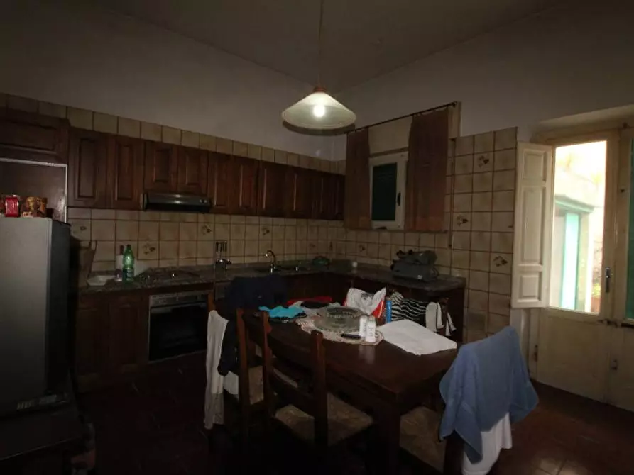 Immagine 15 di Villa in vendita  a Vicopisano