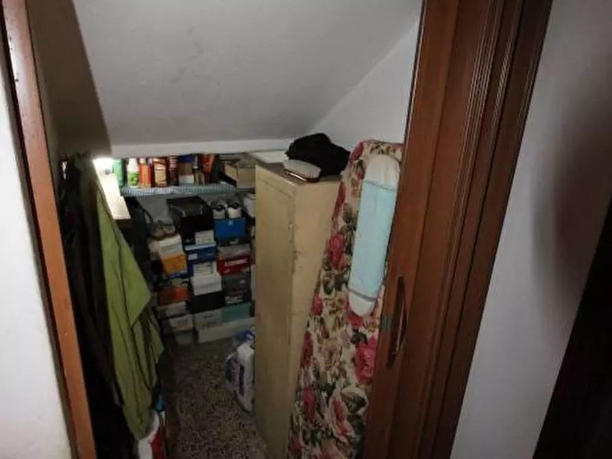 Immagine 20 di Villa in vendita  a Vicopisano