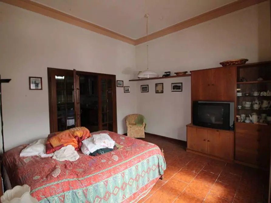 Immagine 13 di Villa in vendita  a Vicopisano