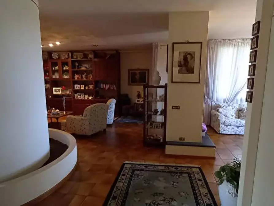 Immagine 10 di Villa in vendita  a Casciana Terme Lari