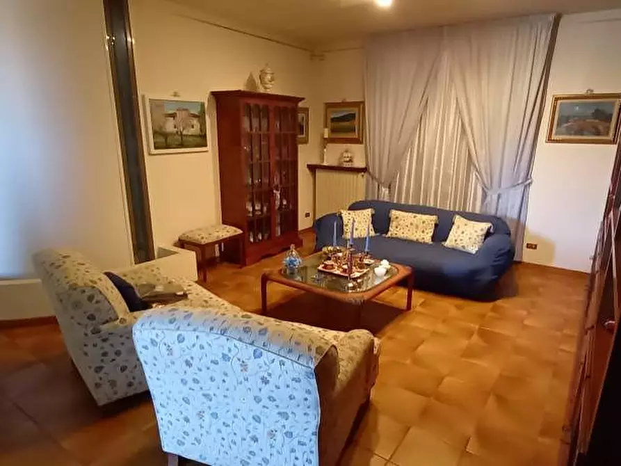 Immagine 9 di Villa in vendita  a Casciana Terme Lari