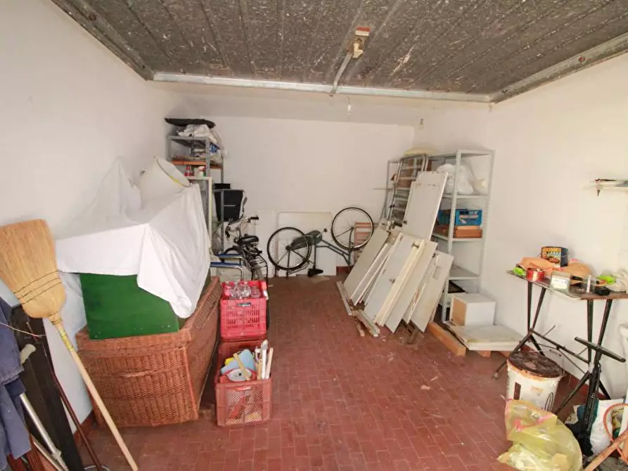 Immagine 25 di Appartamento in vendita  a Pontedera