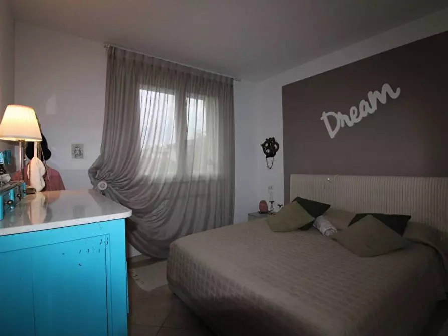 Immagine 11 di Appartamento in vendita  a Pontedera