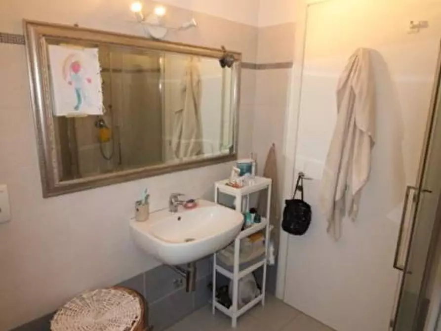 Immagine 16 di Appartamento in vendita  a Pontedera