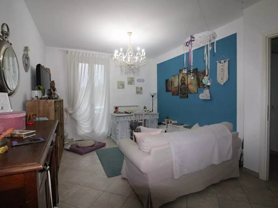 Immagine 3 di Appartamento in vendita  a Pontedera
