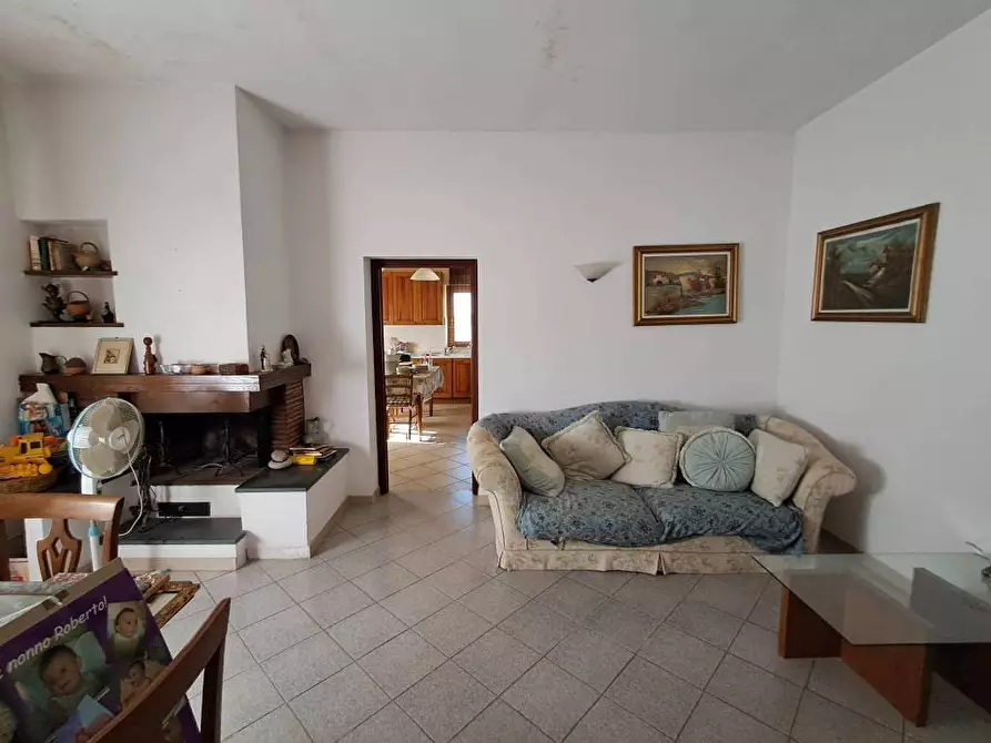 Immagine 4 di Casa indipendente in vendita  a Crespina Lorenzana