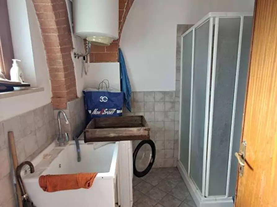 Immagine 35 di Casa indipendente in vendita  a Crespina Lorenzana