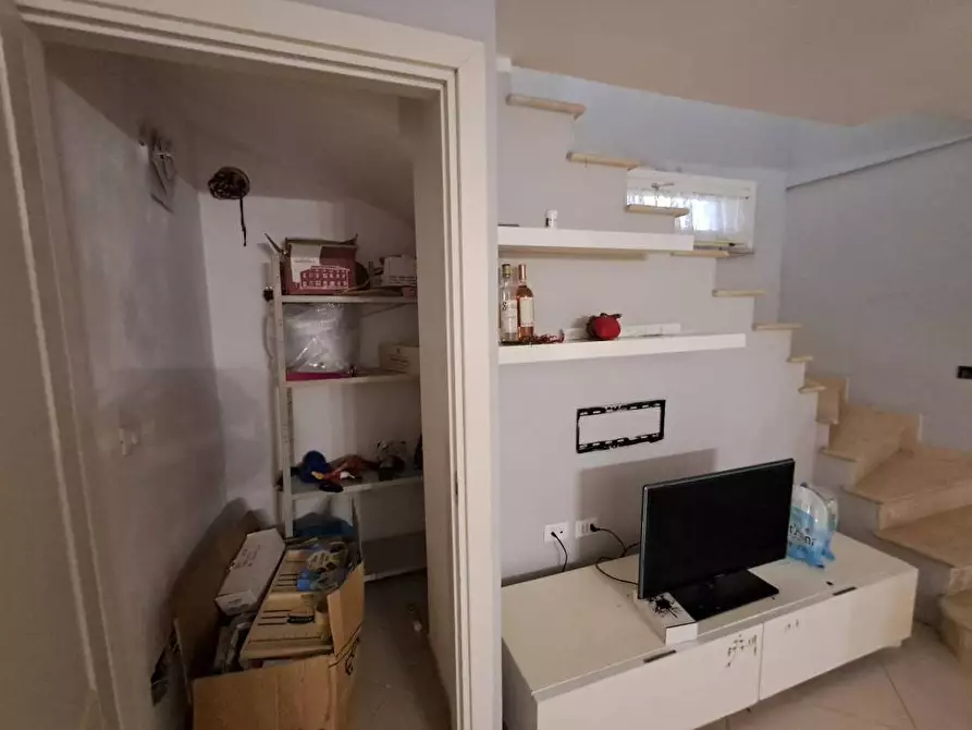 Immagine 16 di Villa in vendita  a Crespina Lorenzana